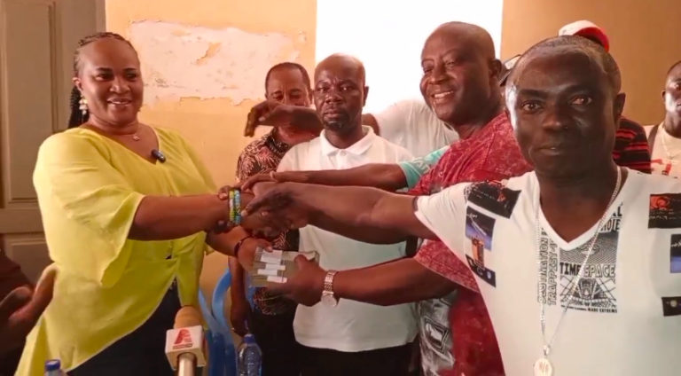 MP for Nsuta Kwaman Beposo Supports Fire Victims at Kantamanto Market with GHc 50,000.